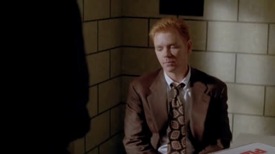 NYPD Blue - saison 01 - épisode 06