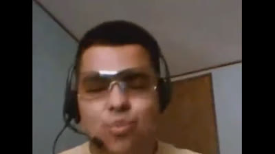 Anthony Introduces His Son to the Internet