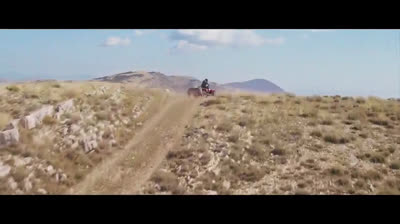 IO – O Último na Terra Dublado Logan"-"