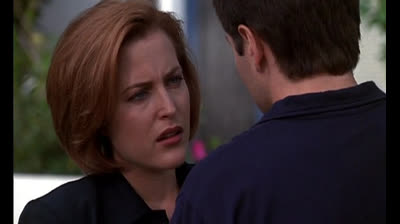 X Files Aux frontieres du reel 6x01 VF.