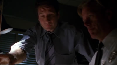 X Files Aux frontieres du reel 6x09 VF.