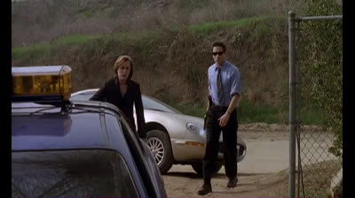 X Files Aux frontieres du reel 6x17 VF.